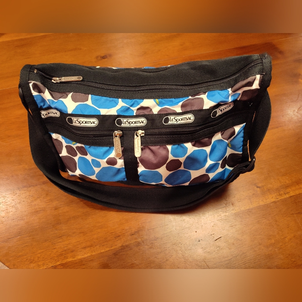 LeSportsac Deluxe Every Day bag black and blue dot design. EUC.